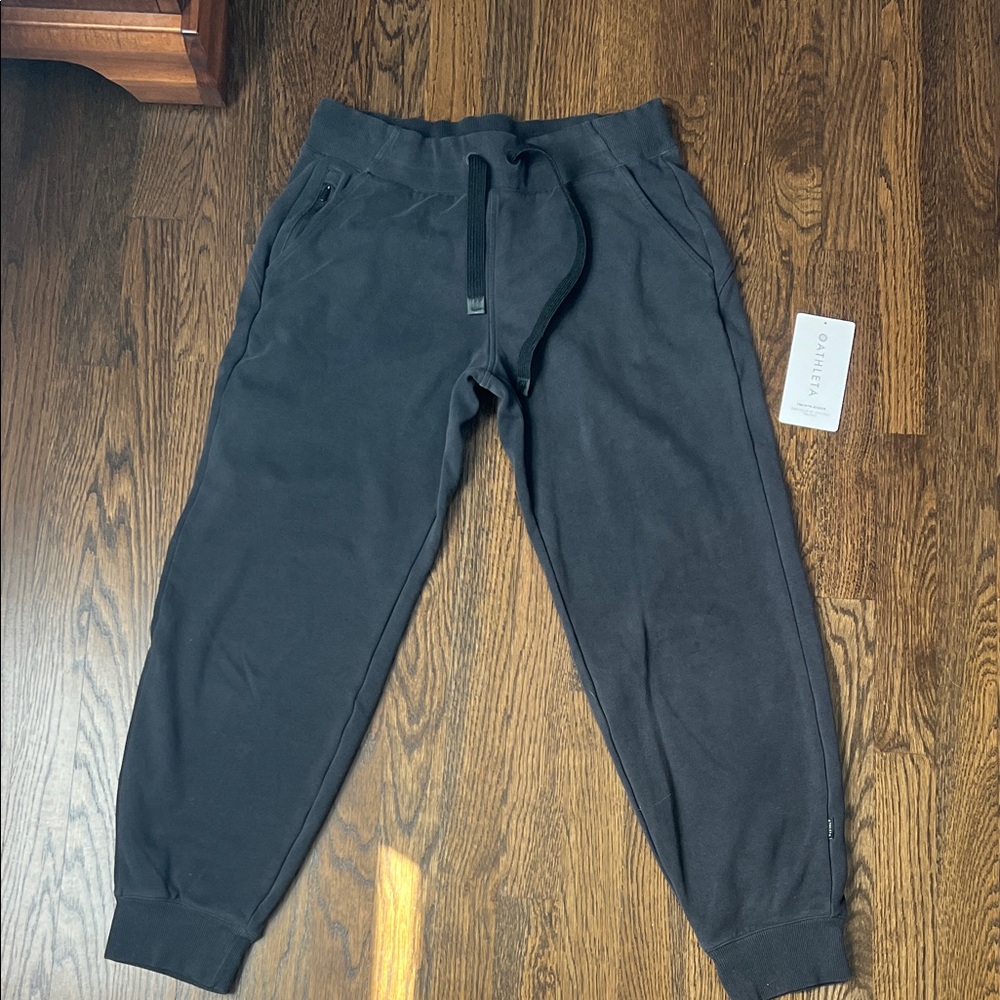 Athleta triumph jogger - S